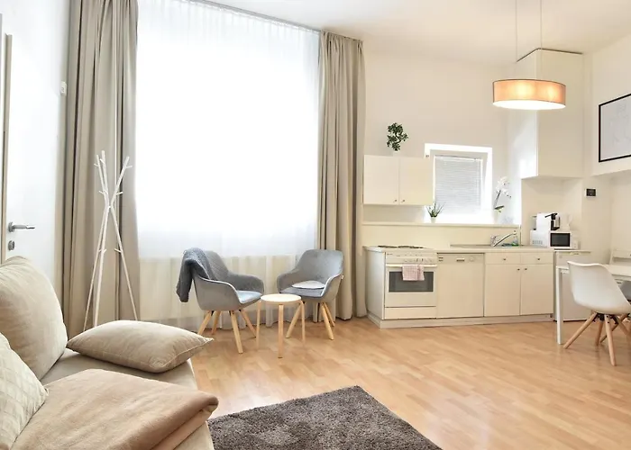 Hidden Gem In Central Innsbruck With Free Parking